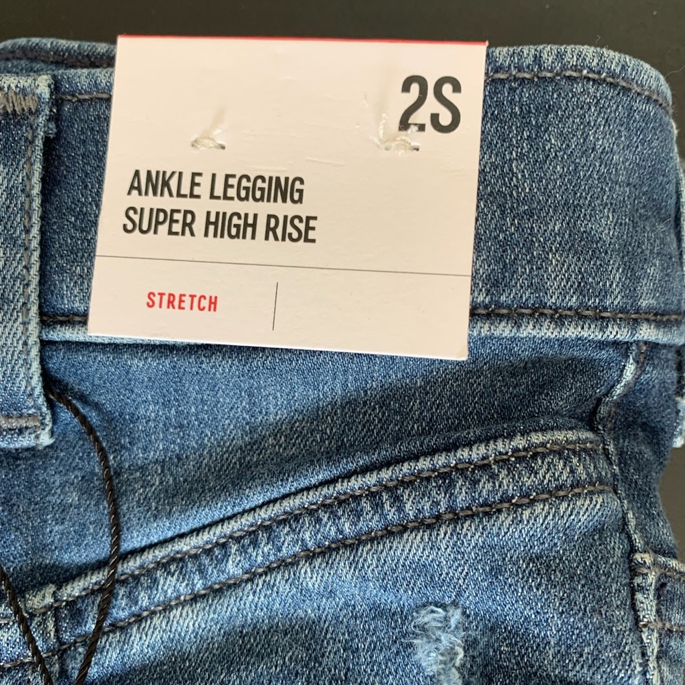 Express Super High Rise Stretch Jegging - Picture 3 of 4